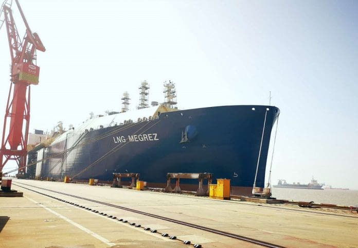 Hudong Delivers LNG Phecda To MOL And Cosco LNG Prime