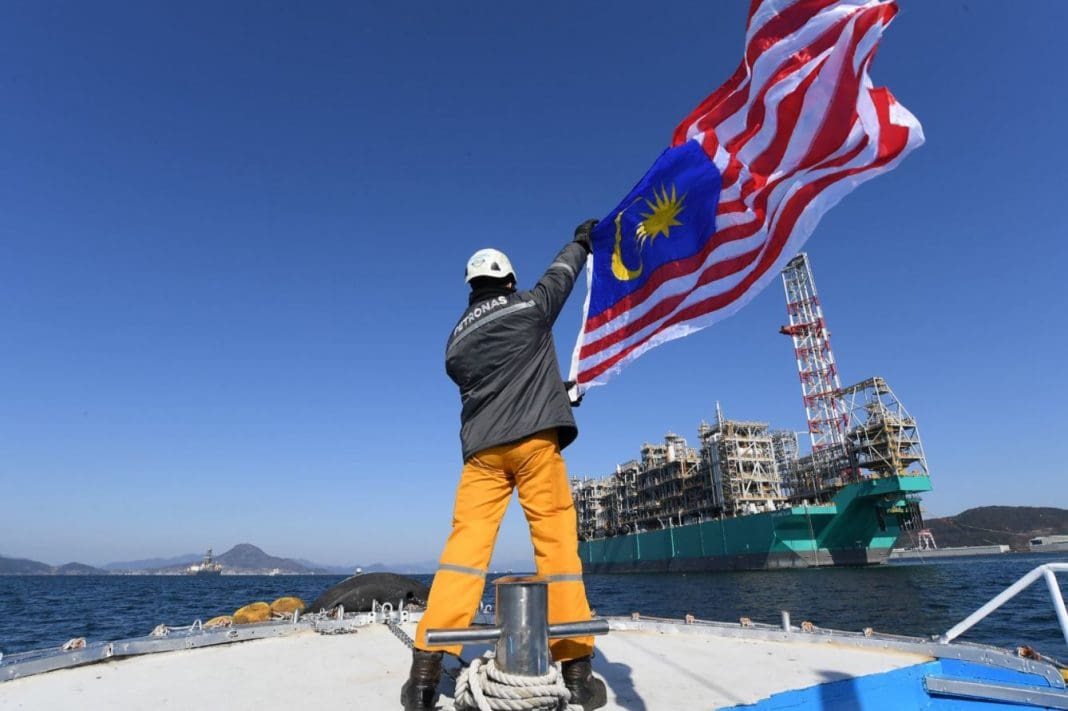 Petronas Second Floater Produces First Lng Offshore Malaysia Lng Prime