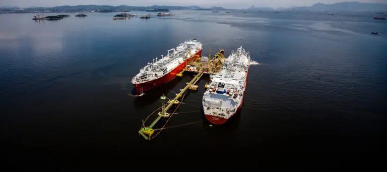 Petrobras in Guanara Bay FSRU record