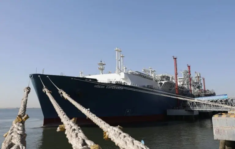 China's November LNG imports surge