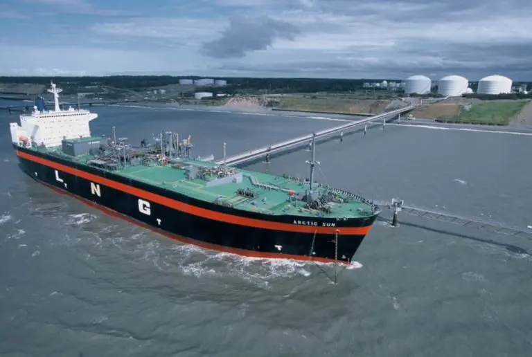 Marathon's unit gets approval for Kenai LNG import plans