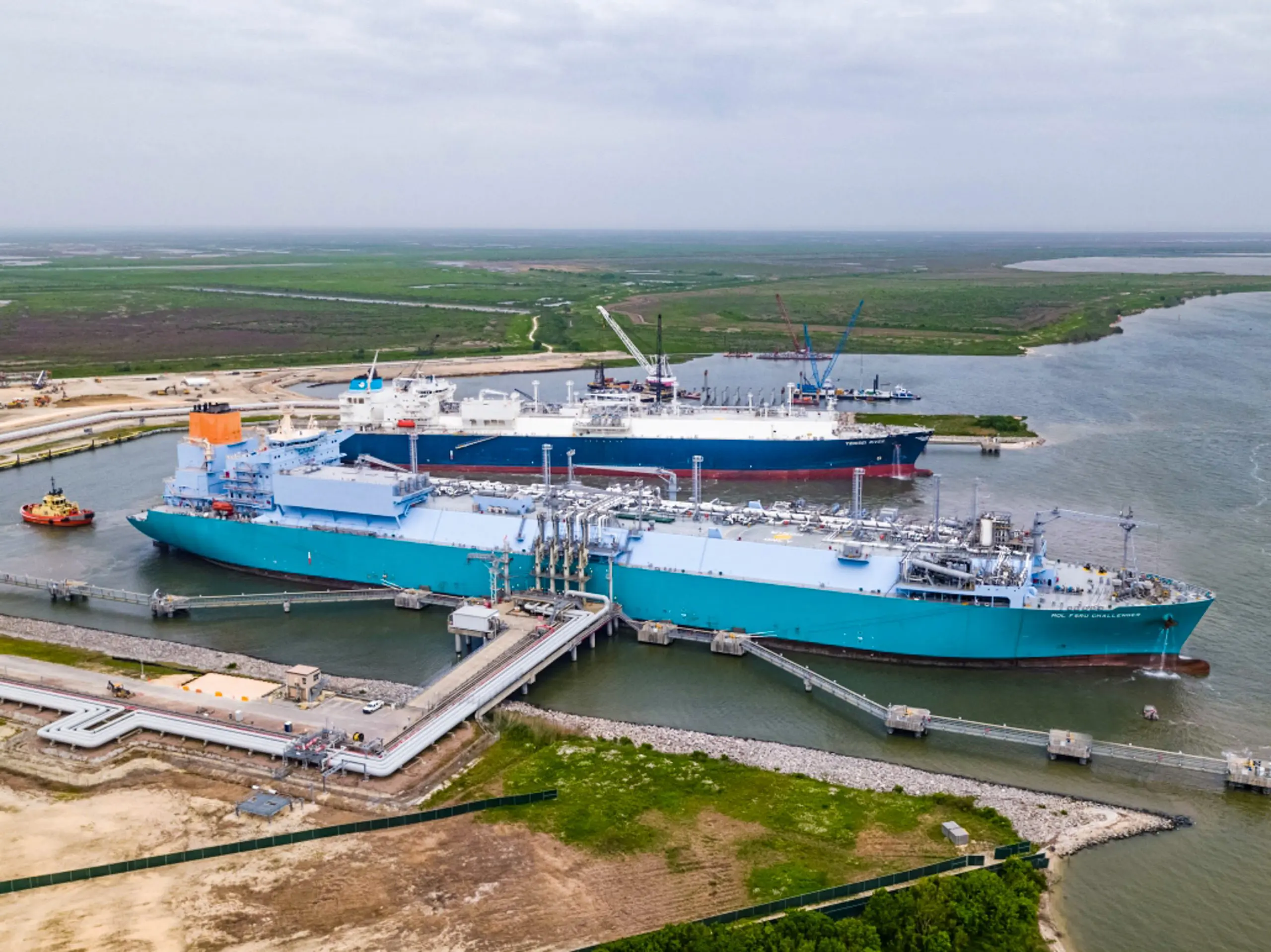 Video world’s largest FSRU at Cheniere's Sabine Pass plant