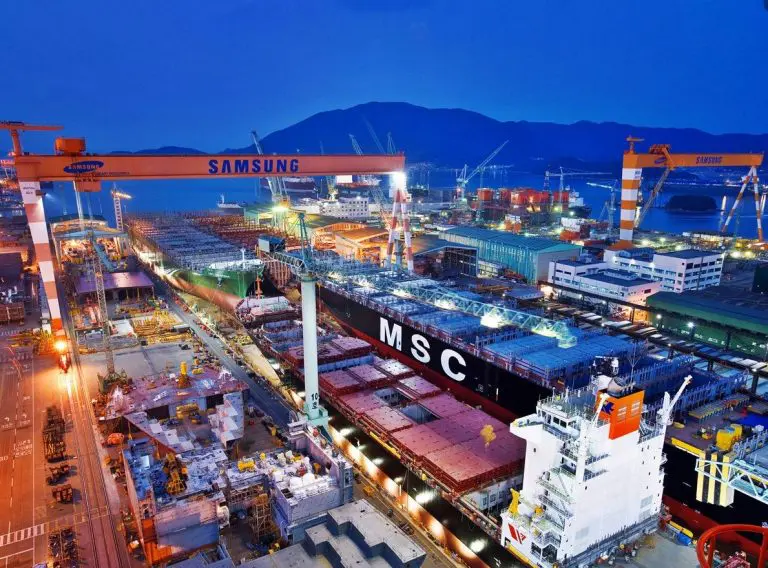 South Korea's Samsung Heavy nets contract for LNG carrier duo