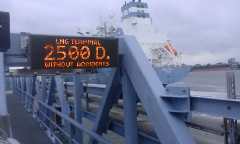 Lithuanian FSRU in 250th STS LNG transfer