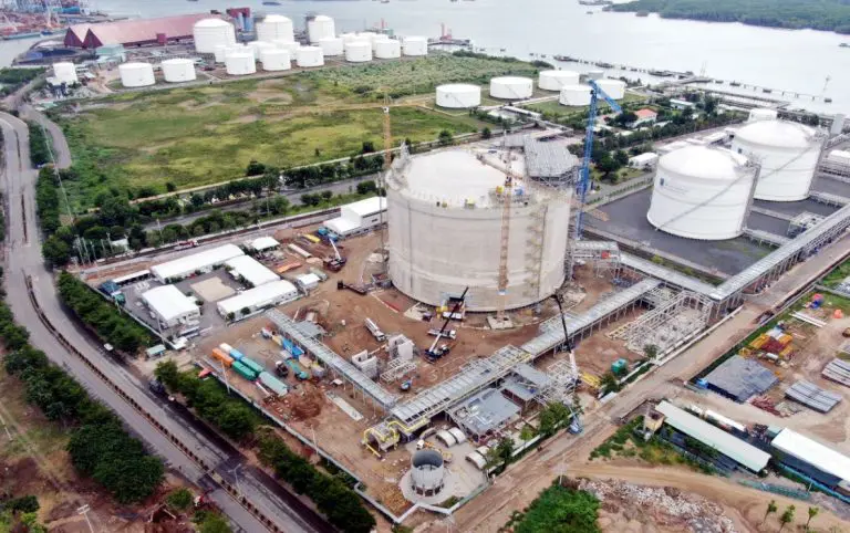 PetroVietnam Gas says to import first LNG cargo in 2022