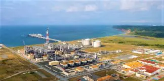 Shell to pull out of Russia's Sakhalin LNG export project