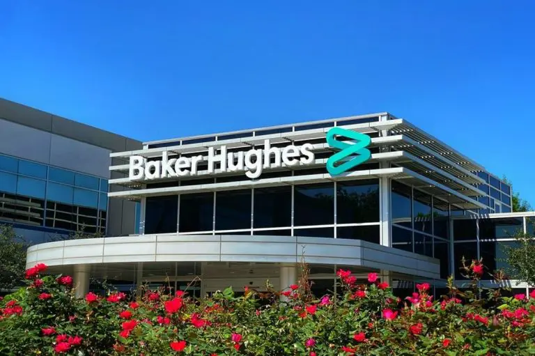 Baker Hughes CEO sees huge LNG capacity investment in next two years