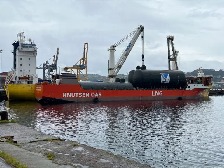 Knutsen’s LNG bunkering newbuild gets two tanks in Spain