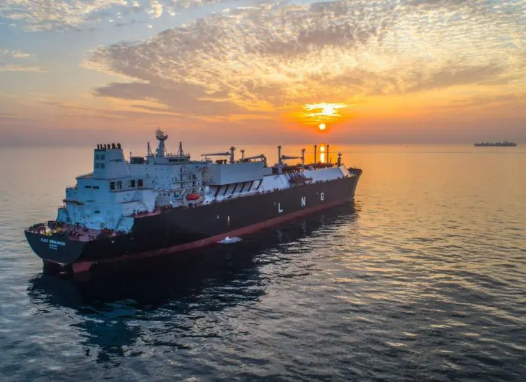 Flex LNG's net income climbs, revenue down