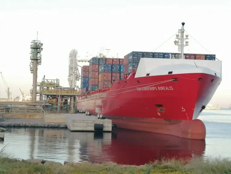 Enagas joins forces with Repsol and CMA CGM's Containerships for Spanish LNG bunkering op