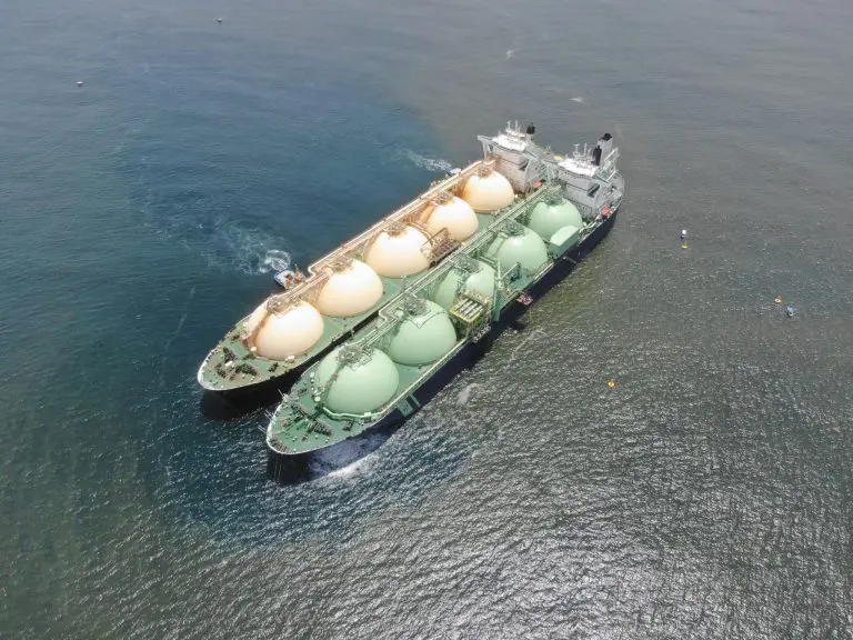 El Salvador FSRU completes second STS LNG op