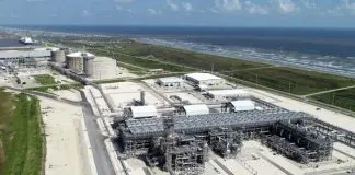 Freeport LNG gets FERC approval to begin restart of Texas plant