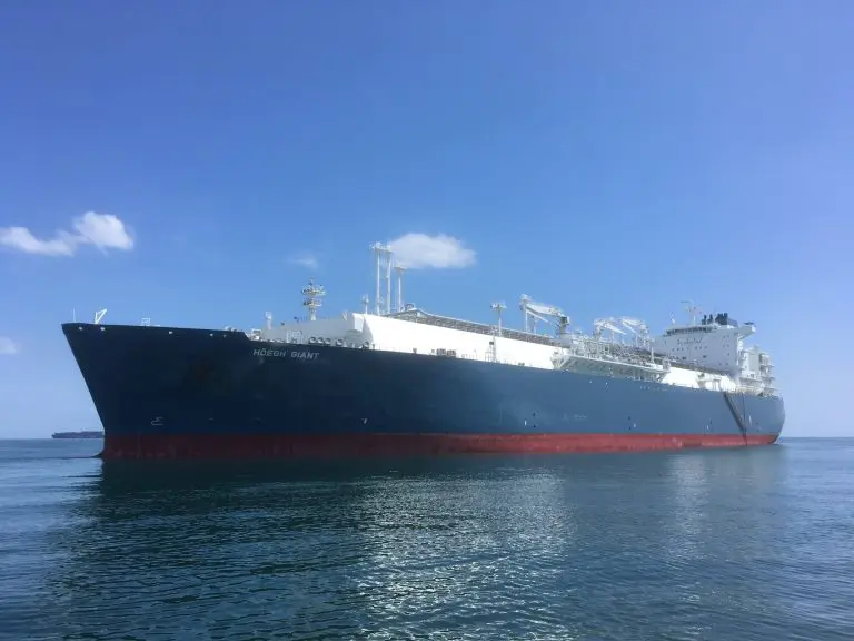 Hoegh LNG to send FSRU to Brazil in second quarter