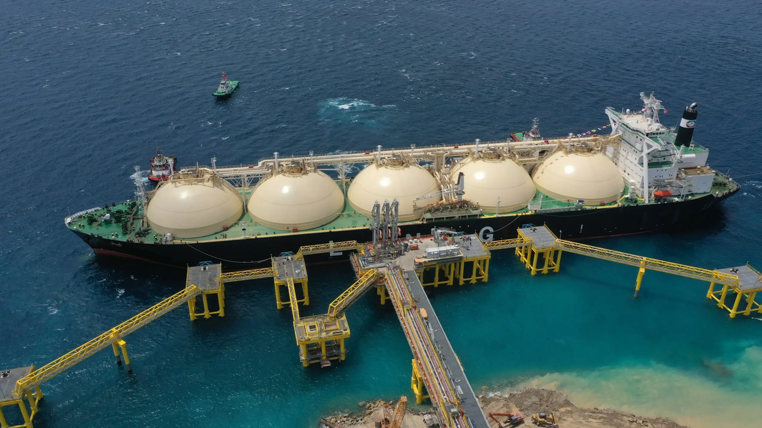 AG&P starts commissioning first LNG import terminal in Philippines