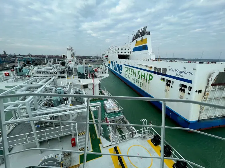 Avenir bunkers TT-Line’s LNG ferries in Sweden's Trelleborg