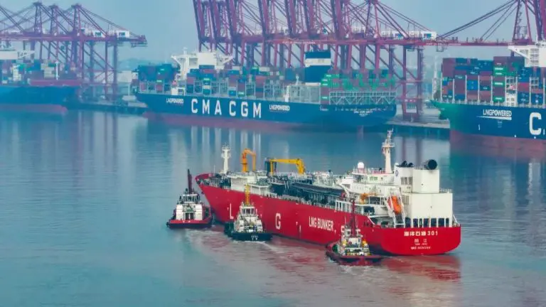 China’s state-owned energy giant CNOOC has joined forces with France's CMA CGM to complete the first LNG bunkering operation at the Meishan terminal in the Ningbo-Zhoushan port.