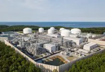 Berkshire Hathaway wraps up $3.3 billion Cove Point LNG deal