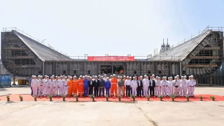 Hudong-Zhonghua lays keels for two LNG carriers