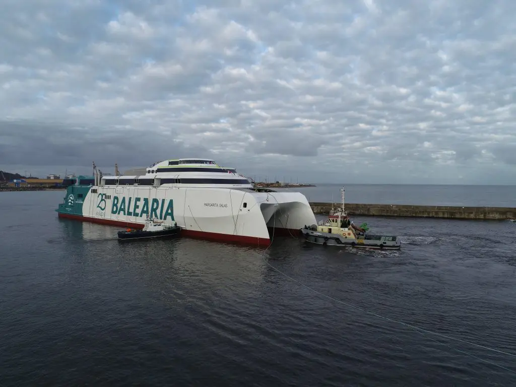 Balearia's second LNG-powered fast ferry launched in Spain