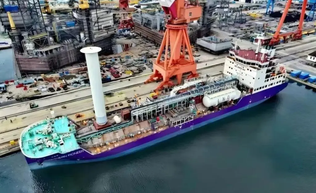 First LNG-powered LCO2 carrier nears delivery in China