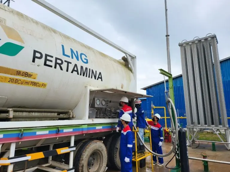 Pertamina's PGN inks East Java LNG pact