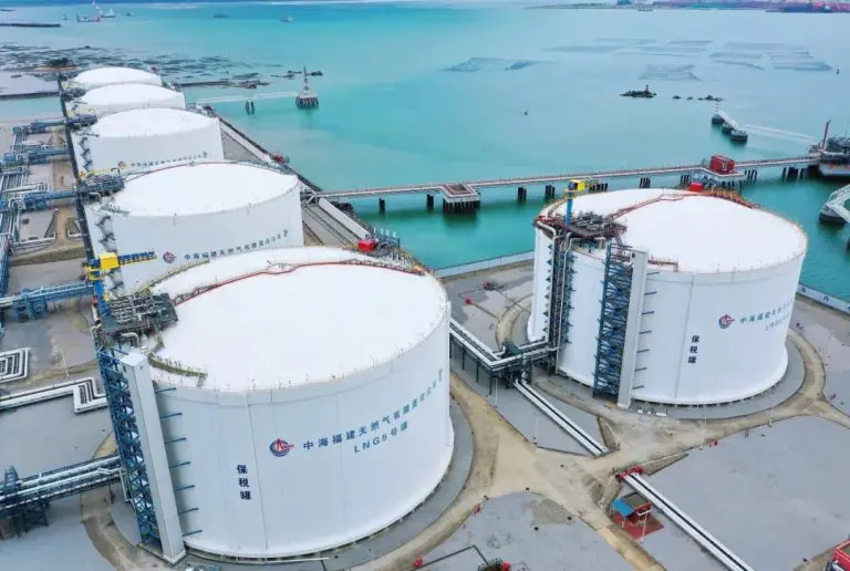 CNOOC gets OK to build giant Fujian LNG tank