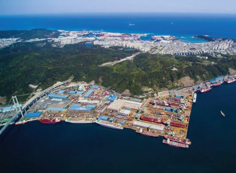 South Korea's HD Hyundai Mipo to build LNG bunkering duo