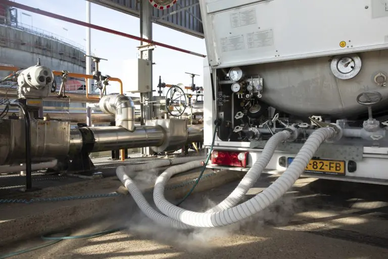 Fluxys testing new Zeebrugge LNG truck loading bays