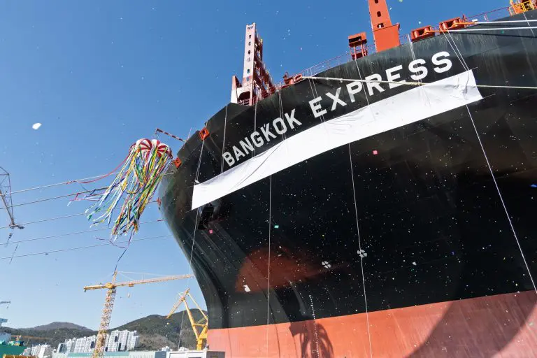 Germany's Hapag-Lloyd will add more LNG dual-fuel container vessels to its fleet with a new order at South Korea's Hanwha Ocean, according to shipbuilding sources and brokers.