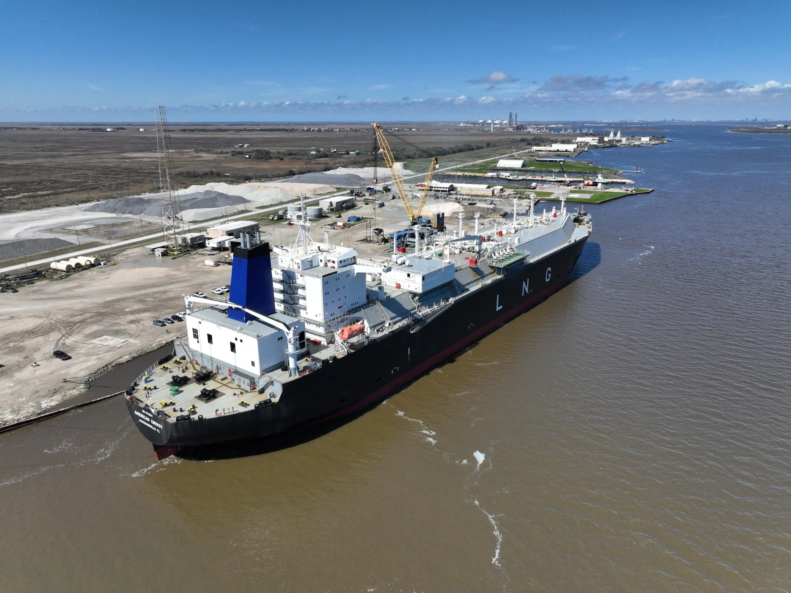 Crowley deploy's first US LNG carrier to supply Naturgy's facility in Puerto Rico