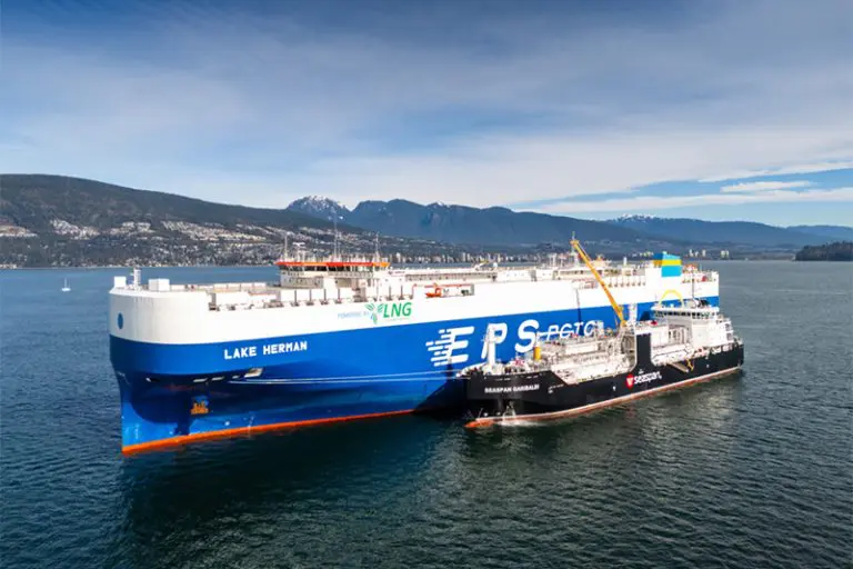 MOL, Seaspan wrap up Vancouver LNG bunkering op