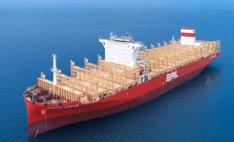 PIL takes delivery of new LNG-fueled containership in China