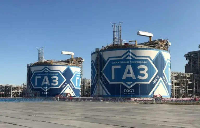 Russian LNG production drops in April