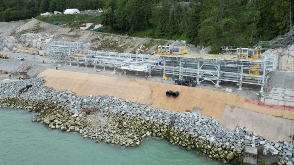 First modules installed at Woodfibre LNG site