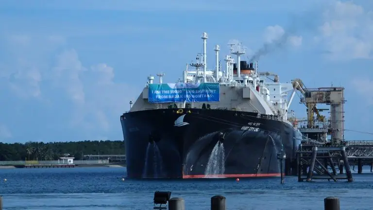 Indonesia's Bontang LNG terminal ships 10,000th cargo
