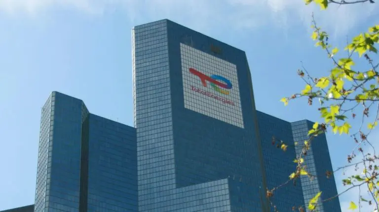 TotalEnergies expands in Malaysia with Petronas deal