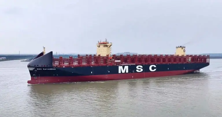 MSC takes delivery of new LNG-fueled containership in China