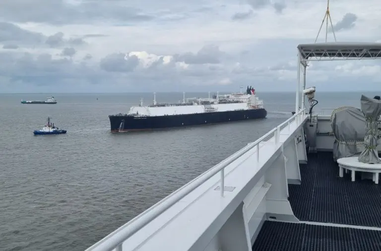 DET's first Wilhelmshaven FSRU gets 100th LNG cargo