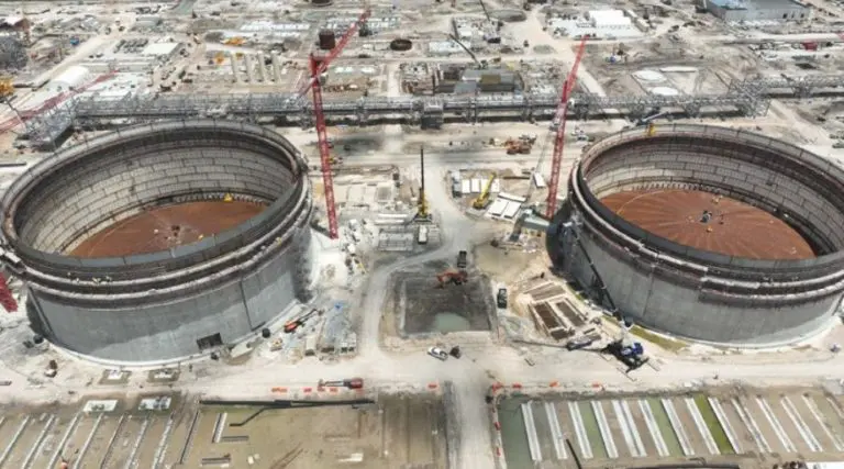 NextDecade plans to decide on two Rio Grande LNG trains in September