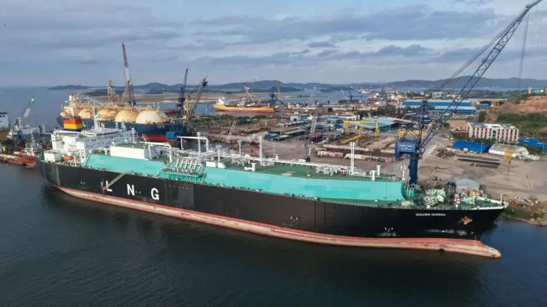 PaxOcean repairs LNG carrier duo