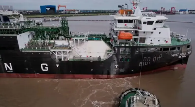 Vitol's LNG bunkering newbuild nears delivery in China
