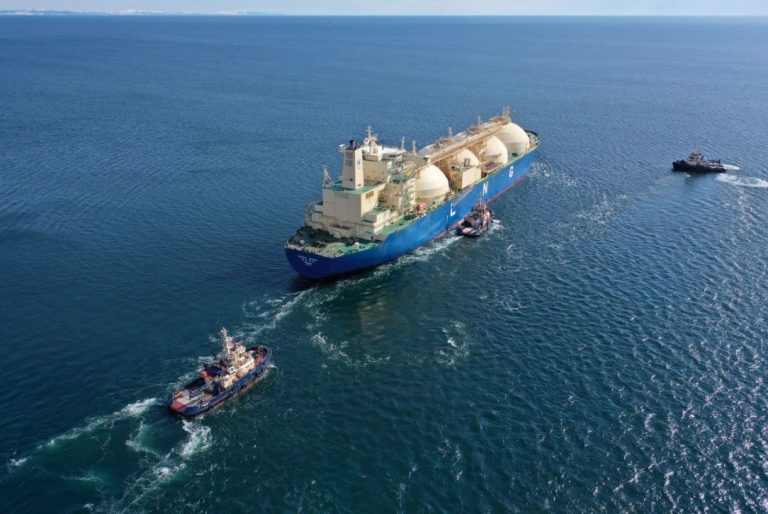 Russia’s Sakhalin plant loads milestone LNG cargo