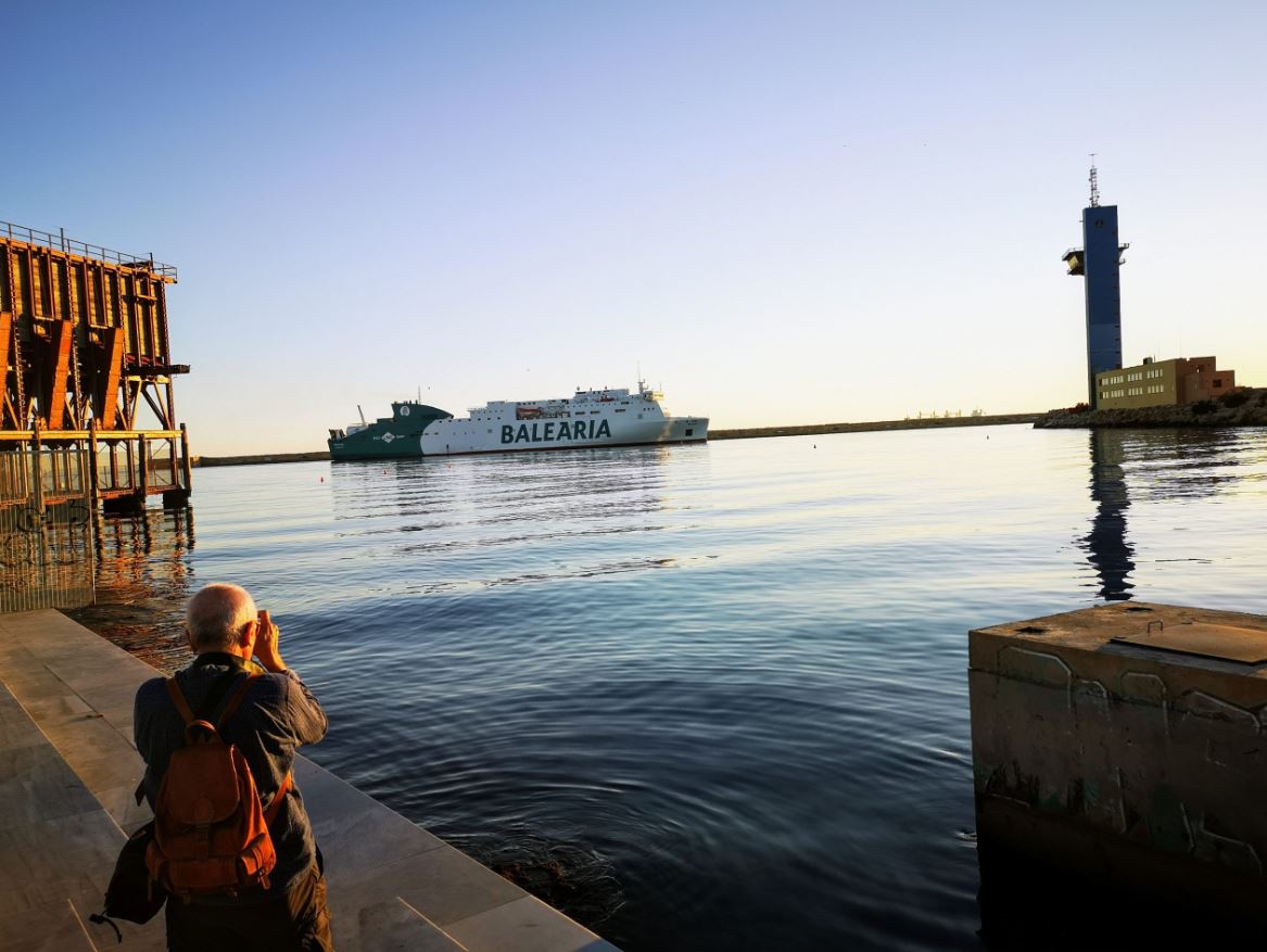Balearia’s LNG-powered ferry in Almeria port