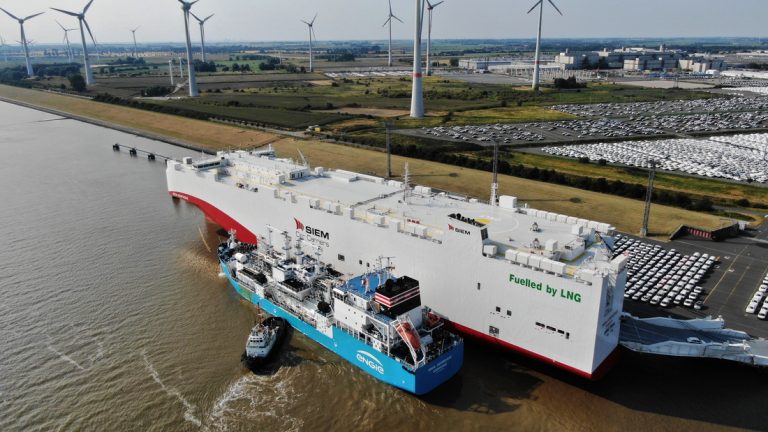 Germany's Emden in first STS LNG bunkering operation