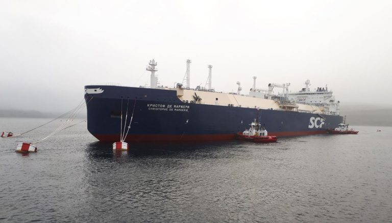 Sovcmoflot LNG carrier completes test call at Kildin site