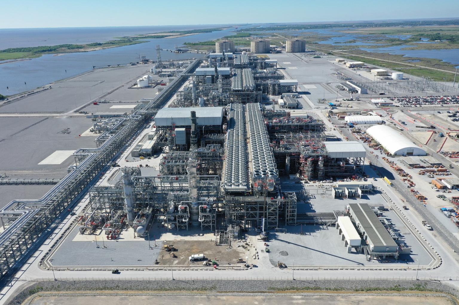 Sempra completes first phase of Cameron LNG export project