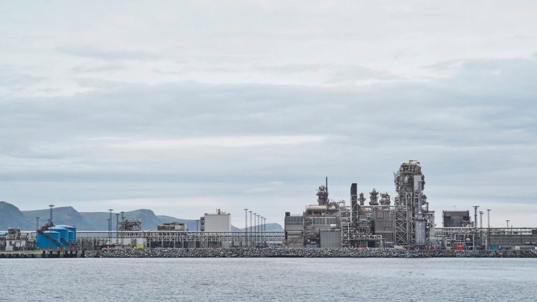 Fire closes Equinor's Hammerfest LNG export plant