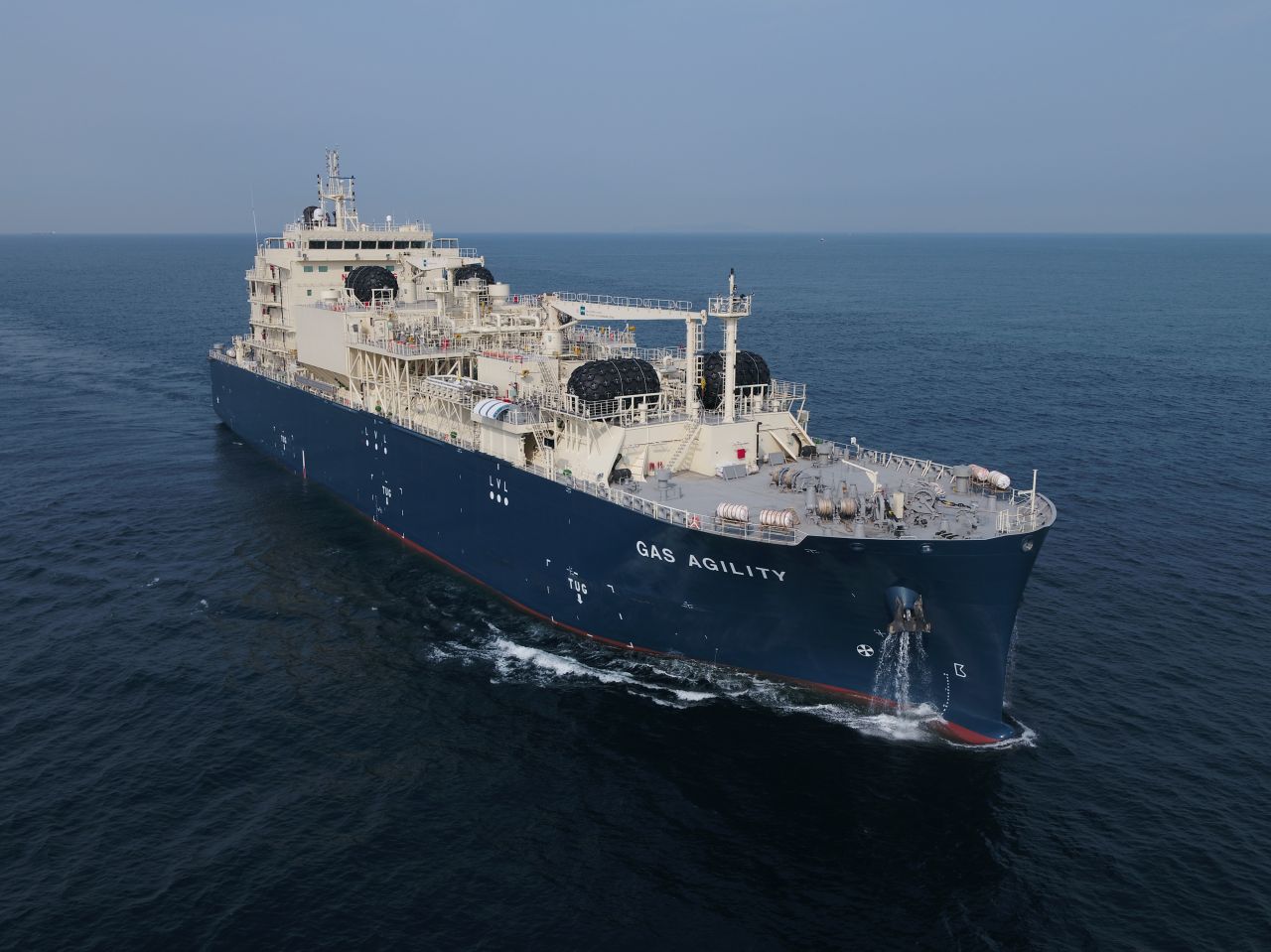 World’s largest LNG bunkering vessel enters Rotterdam