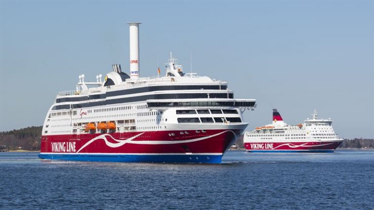 Viking Line's LNG ferry to go to repair yard following grounding