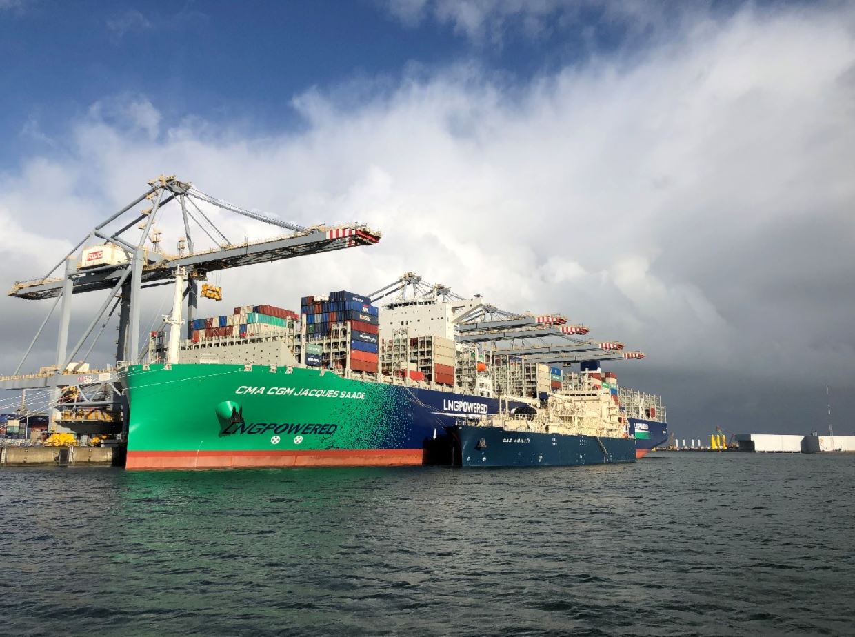 World’s largest LNG-powered ship completes milestone bunkering op in Rotterdam